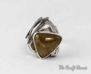 Silver ring with Tourmaline - 77.72 € (152 lv)