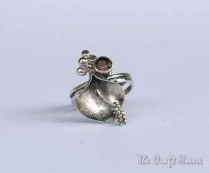 Silver ring with Zultanite - € ( lv)