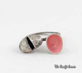Silver ring with pink enamel - 45 € (88 lv)